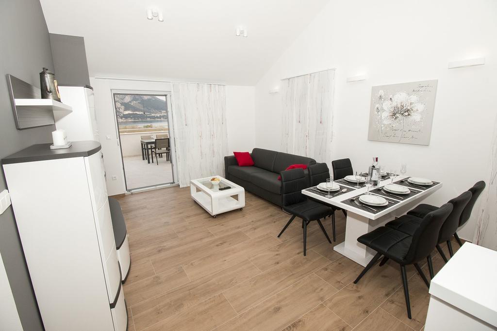 Lct Apartment Laura 奥米什 外观 照片
