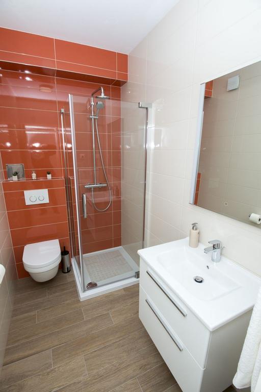 Lct Apartment Laura 奥米什 外观 照片